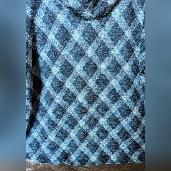 Lane Bryant Plaid Cowl Neck With Metallic Thread Tunic - Picture 6 of 16